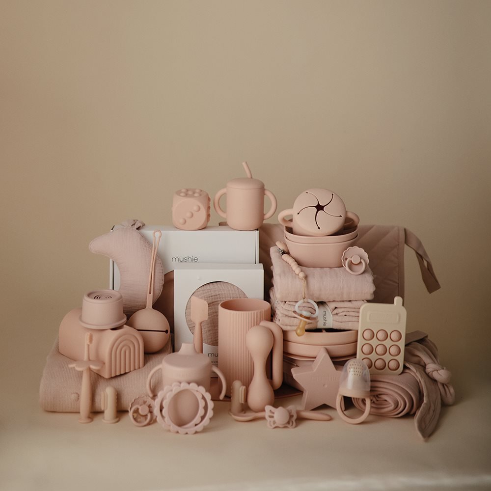 Mushie silikoninis kūdikio barškutis – Blush