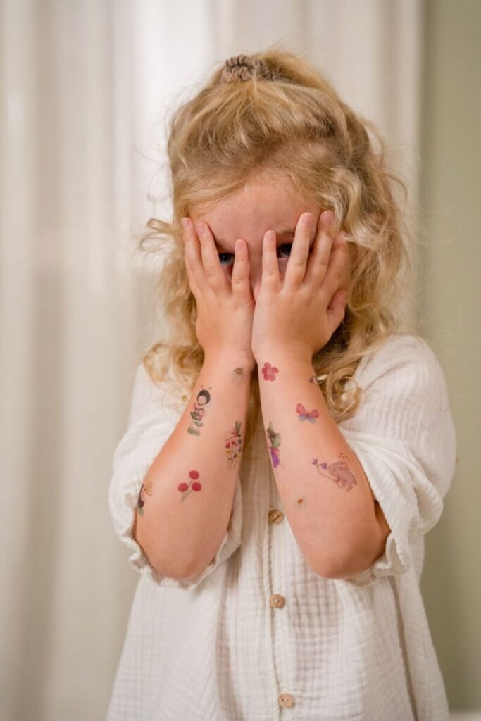 Little Dutch laikinos tatuiruotės „Rosa & Friends“