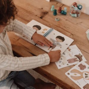 Little Dutch „Dress me up“ knygelė „Jim & Forest Friends“