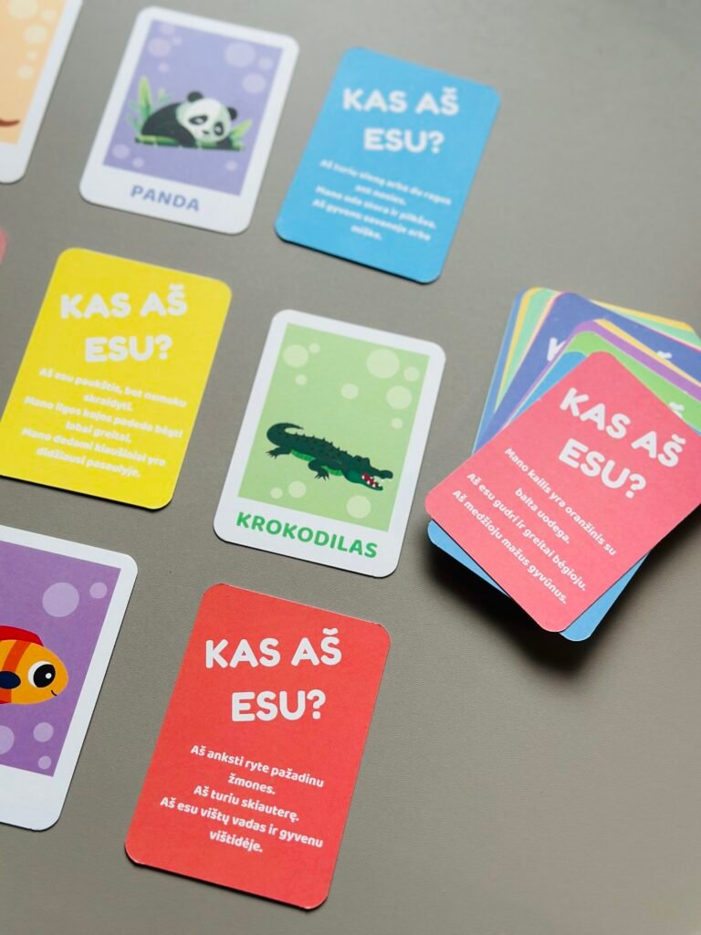 „Kas aš esu?“ – Gyvūnų spėjimo žaidimo kortelės
